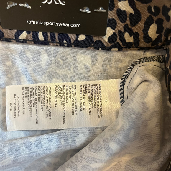 Rafaella Black and Brown Cropped Pants - Picture 4 of 6